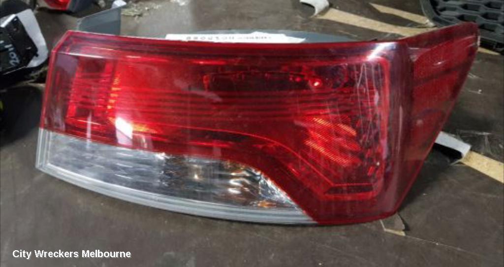 KIA CERATO 2010 Right Taillight
