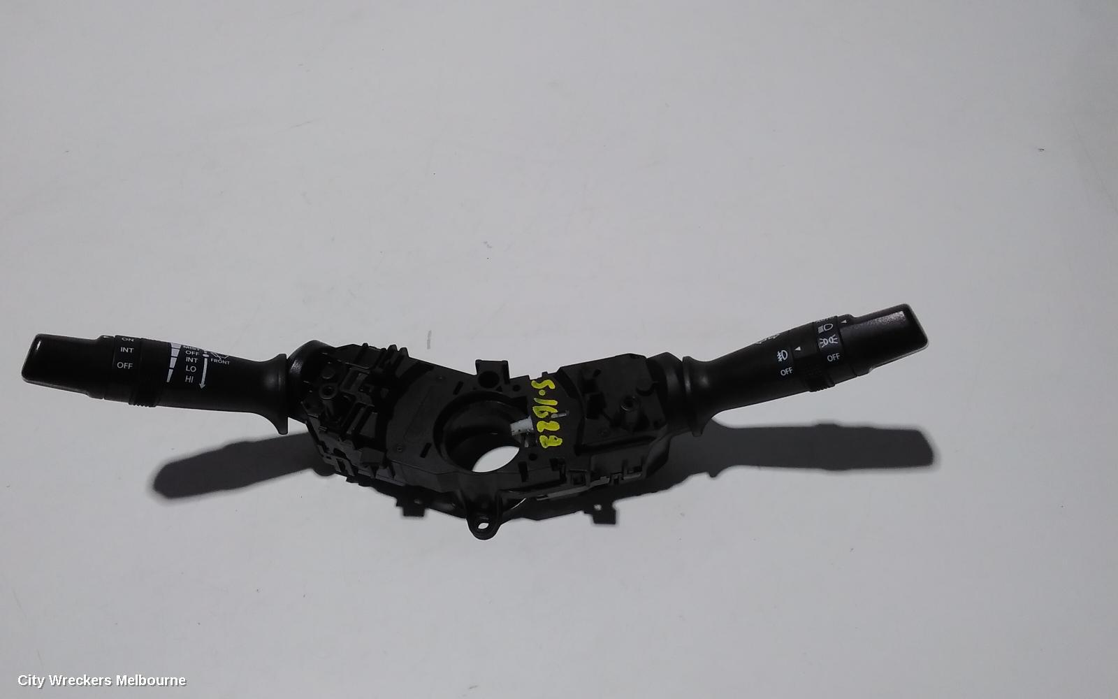 HYUNDAI VELOSTER 2013 Combination Switch