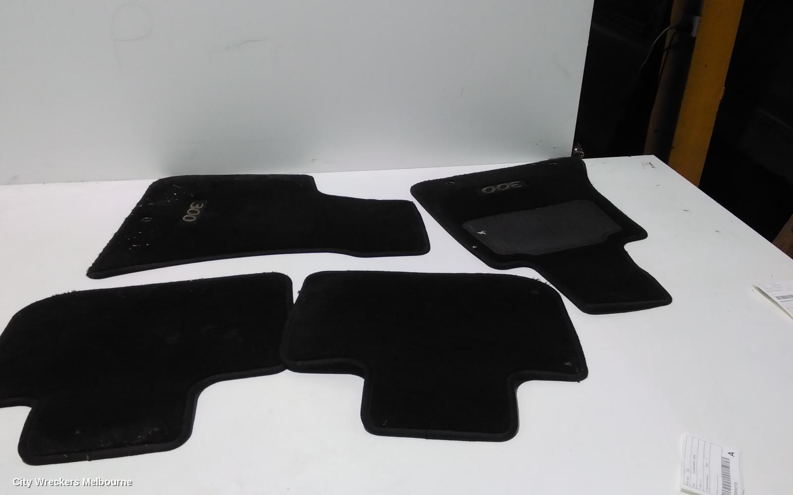 CHRYSLER 300C 2007 Floor Mats