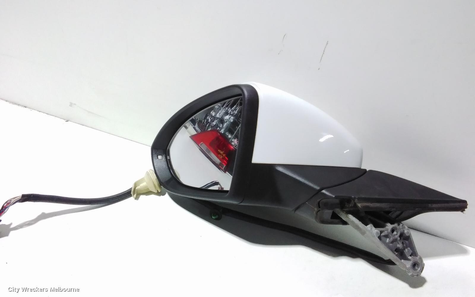 VOLKSWAGEN GOLF 2013 Left Door Mirror