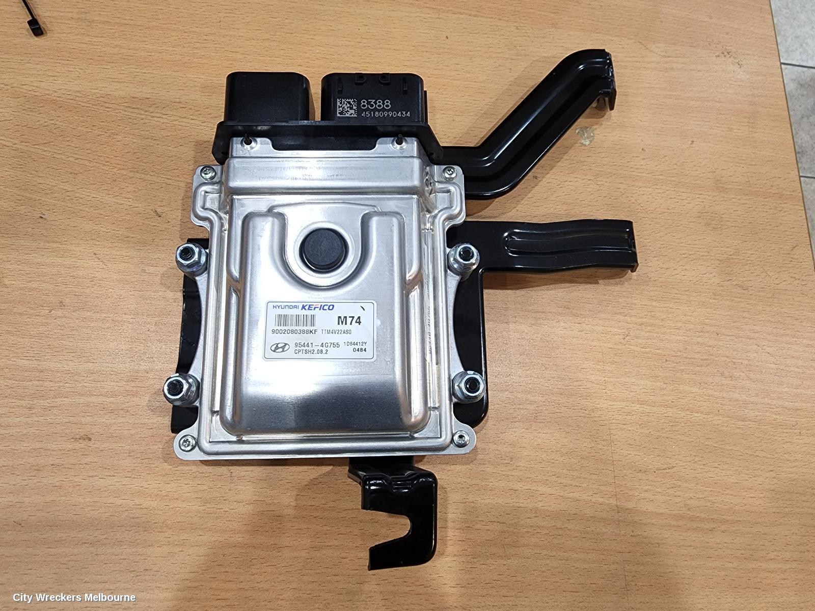 HYUNDAI SANTA FE 2018 Ecu