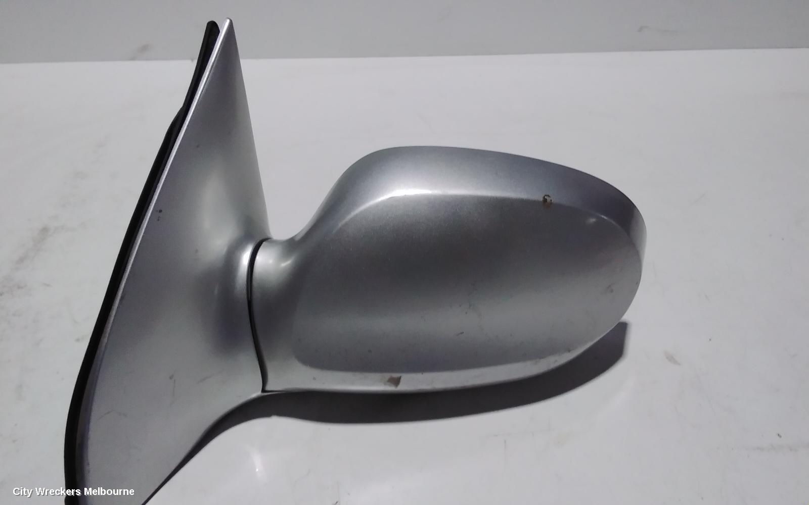 KIA CARNIVAL/GRAND CARNIVAL 2004 Left Door Mirror