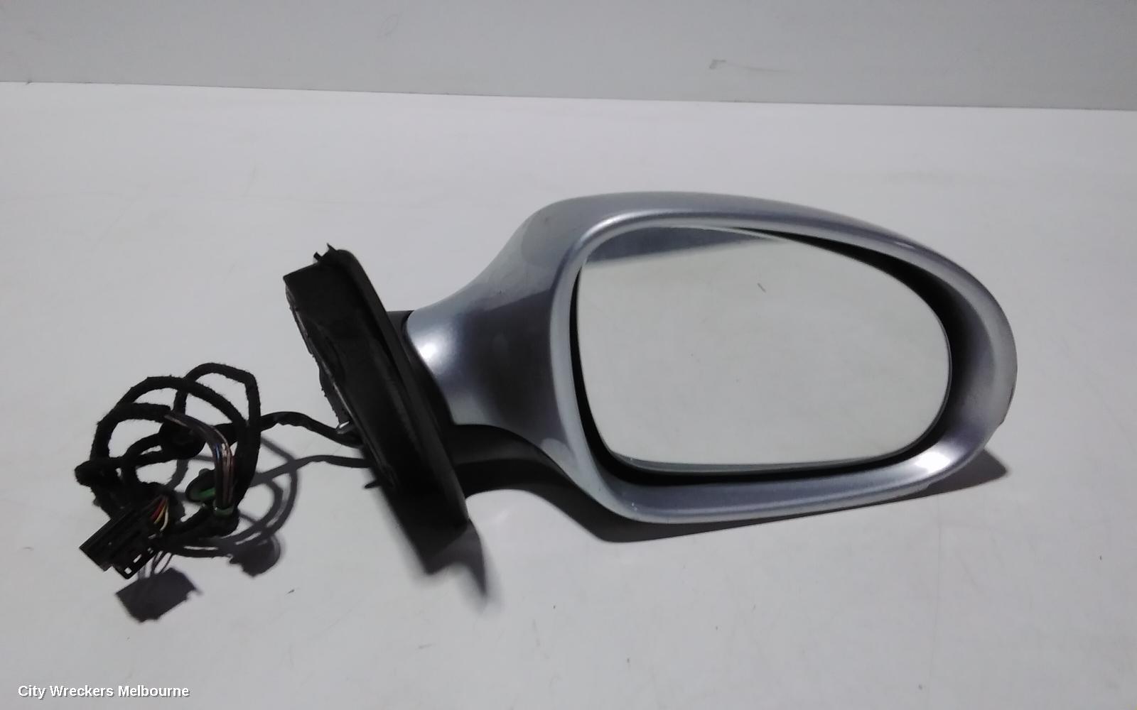 VOLKSWAGEN PASSAT 2007 Right Door Mirror