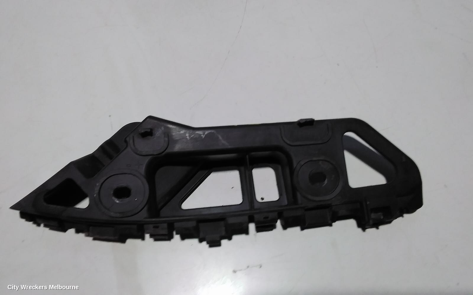 VOLKSWAGEN CADDY 2015 Misc Bracket