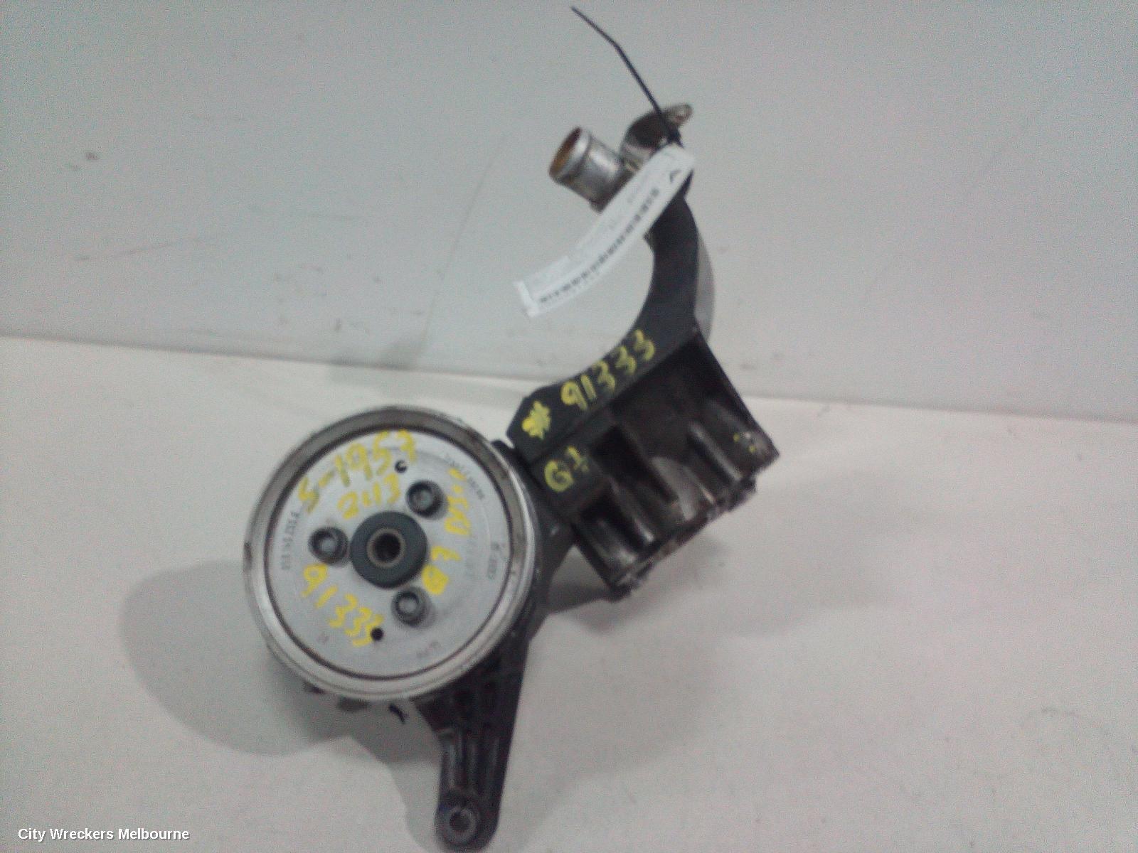 AUDI Q7 2013 Steering Pump