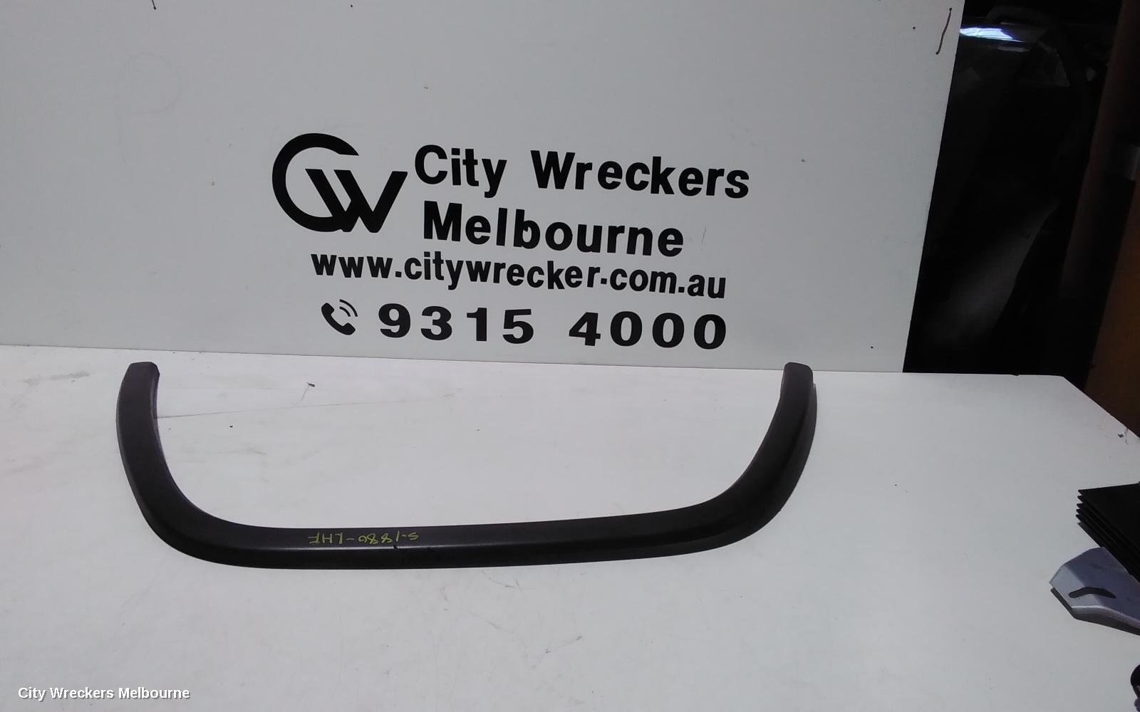 JEEP GRANDCHEROKEE 2017 Wheel Arch Flare