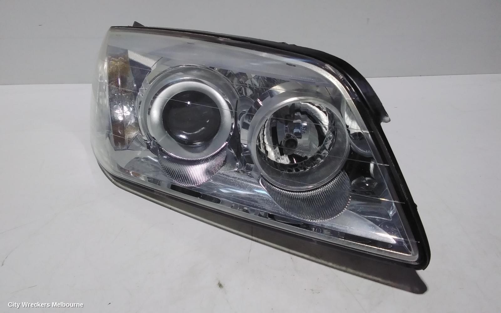 HOLDEN CAPTIVA 2007 Right Headlamp