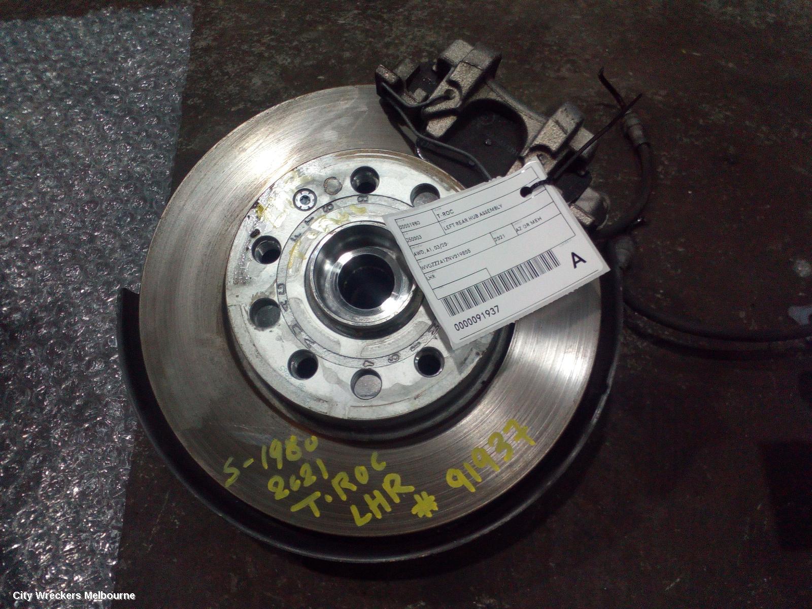 VOLKSWAGEN T-ROC 2021 Left Rear Hub Assembly
