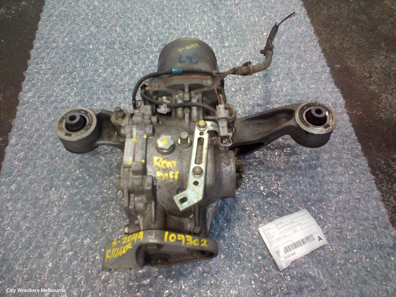 TOYOTA KLUGER 2017 Differential Centre
