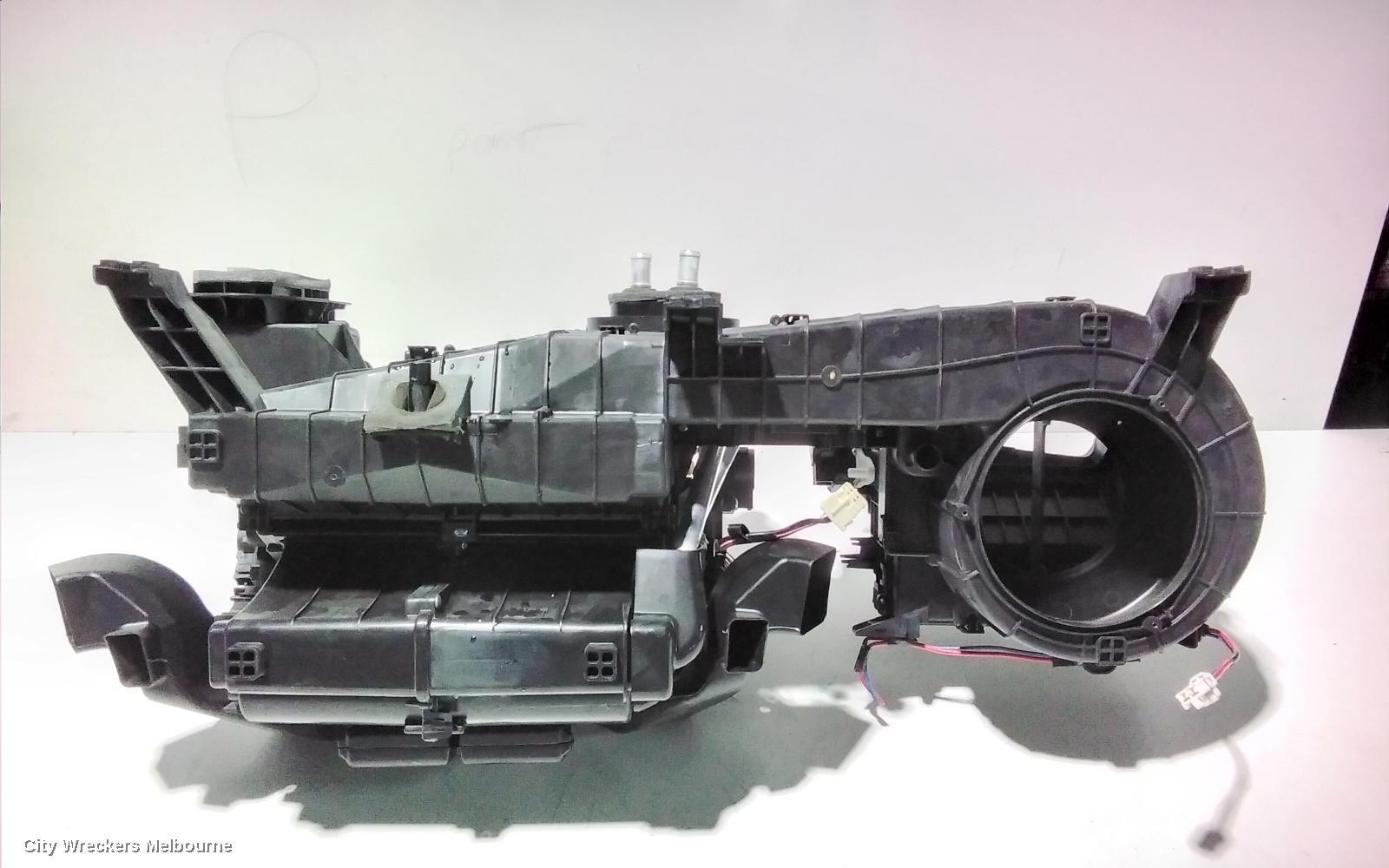 MITSUBISHI TRITON 2016 Heater Core/Box