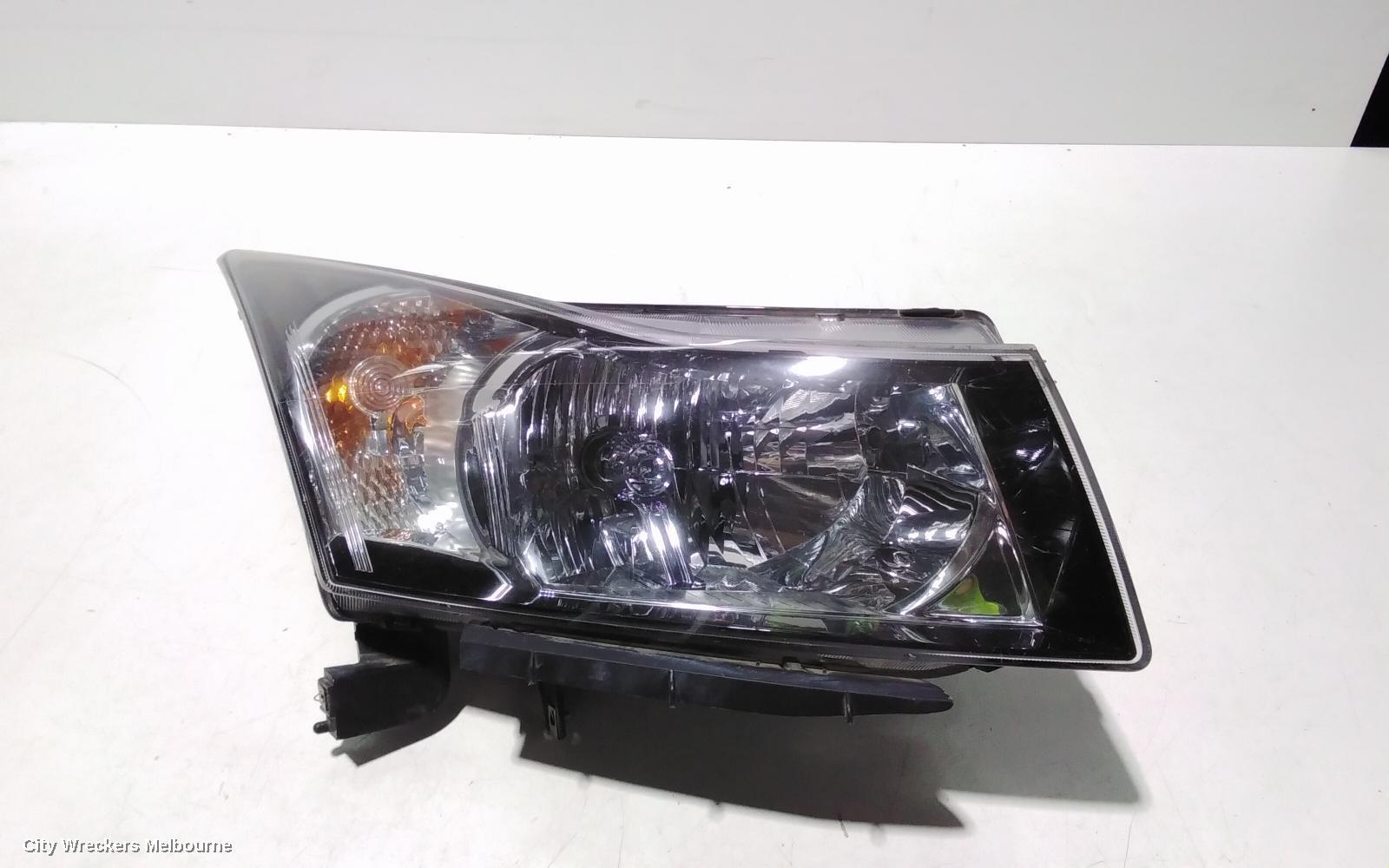 HOLDEN CRUZE 2010 Right Headlamp