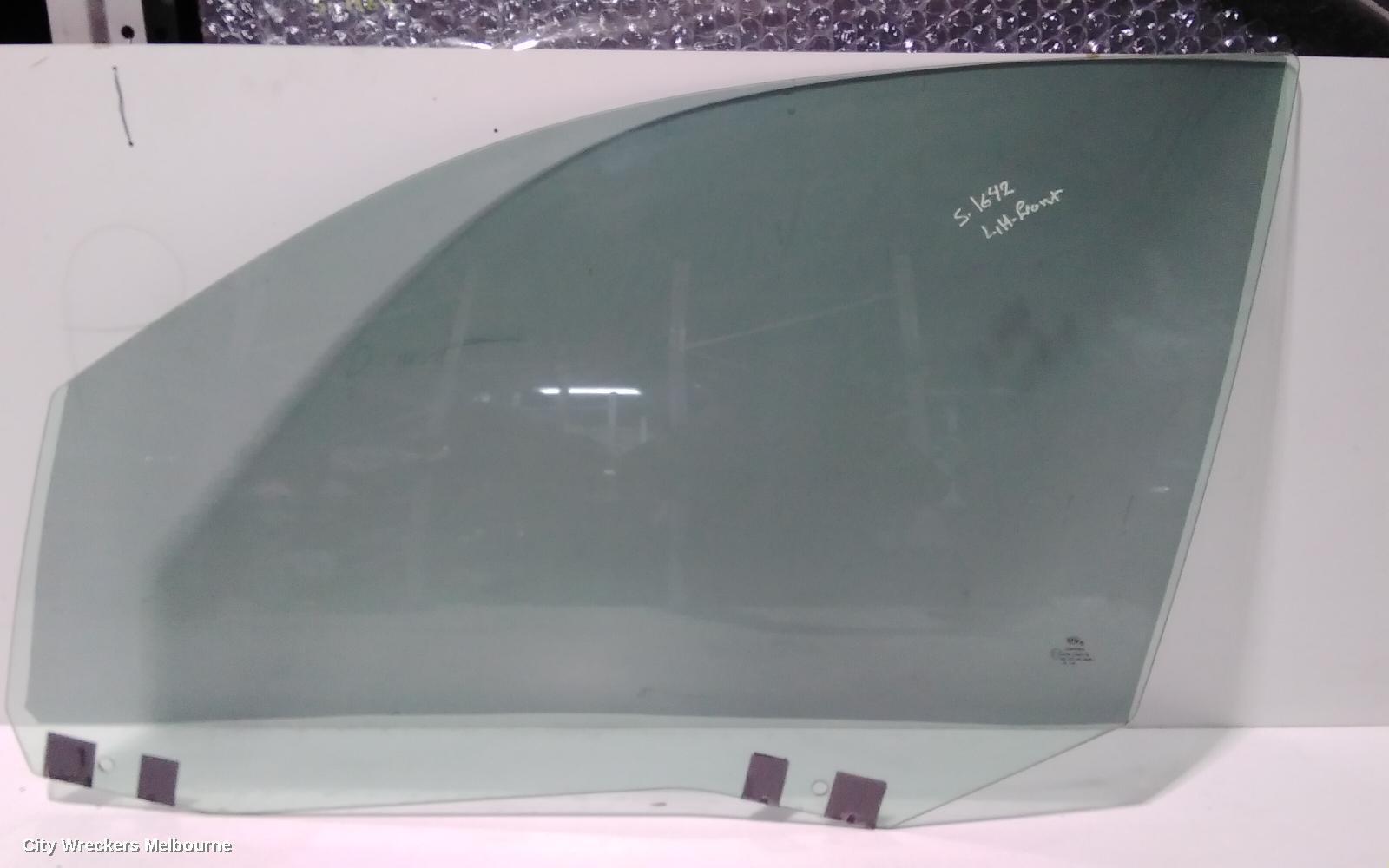 FORD TERRITORY 2013 Left Front Door Window