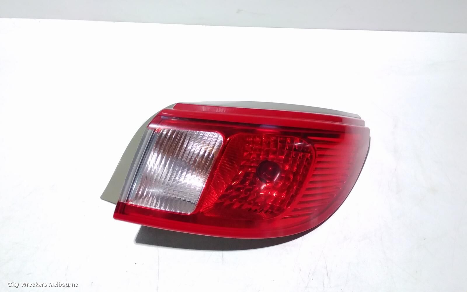 MITSUBISHI COLT 2006 Right Taillight