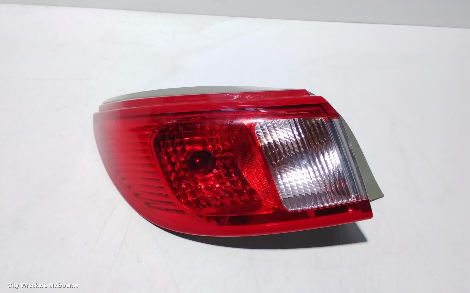 MITSUBISHI COLT 2006 Left Taillight