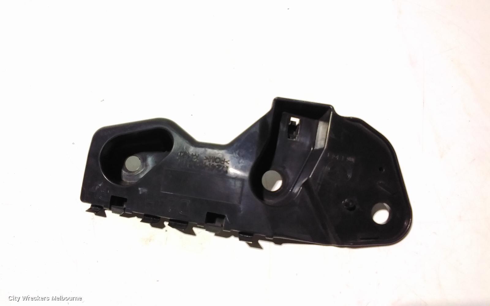 MAZDA CX3 2019 Misc Bracket