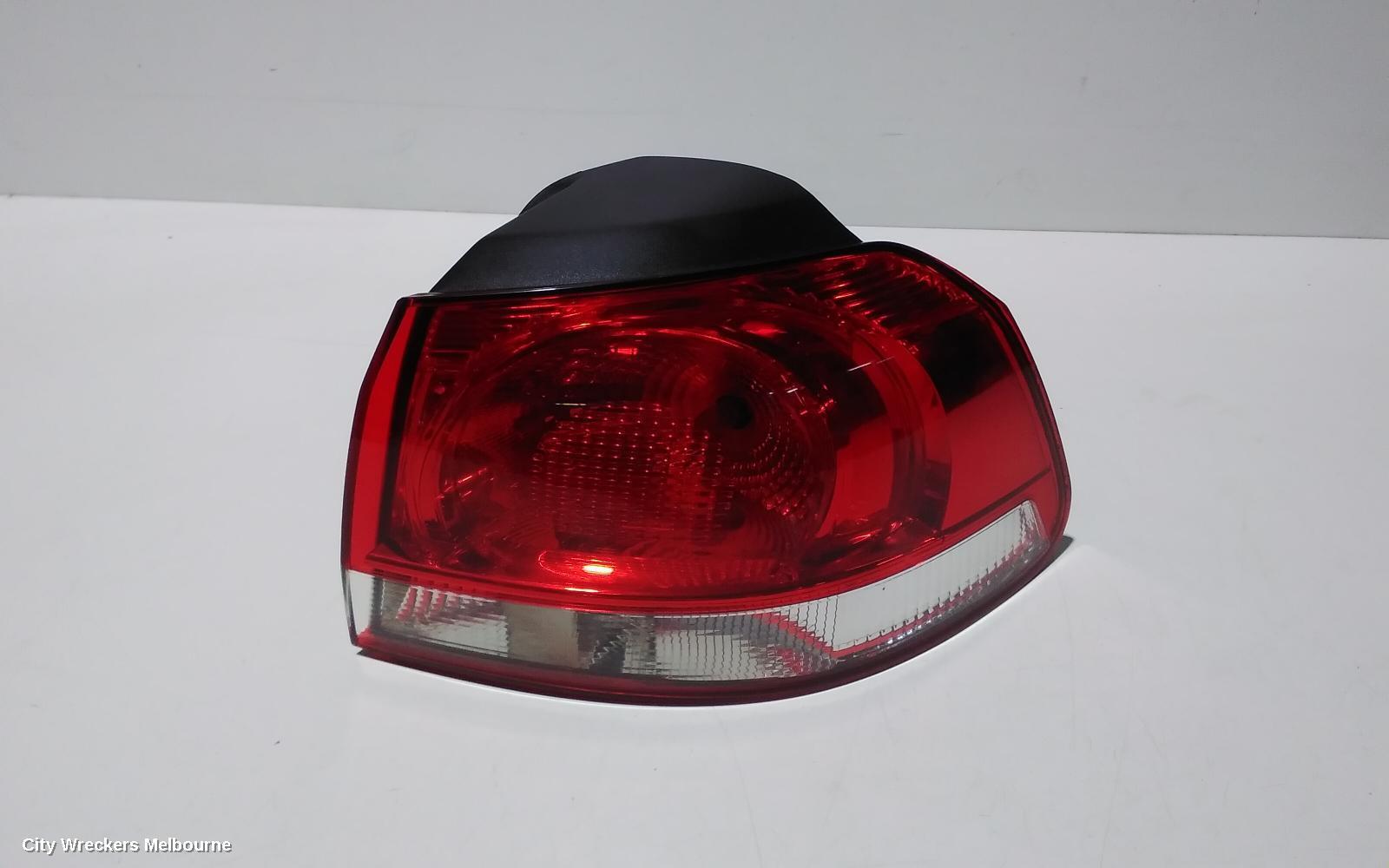 VOLKSWAGEN GOLF 2010 Right Taillight