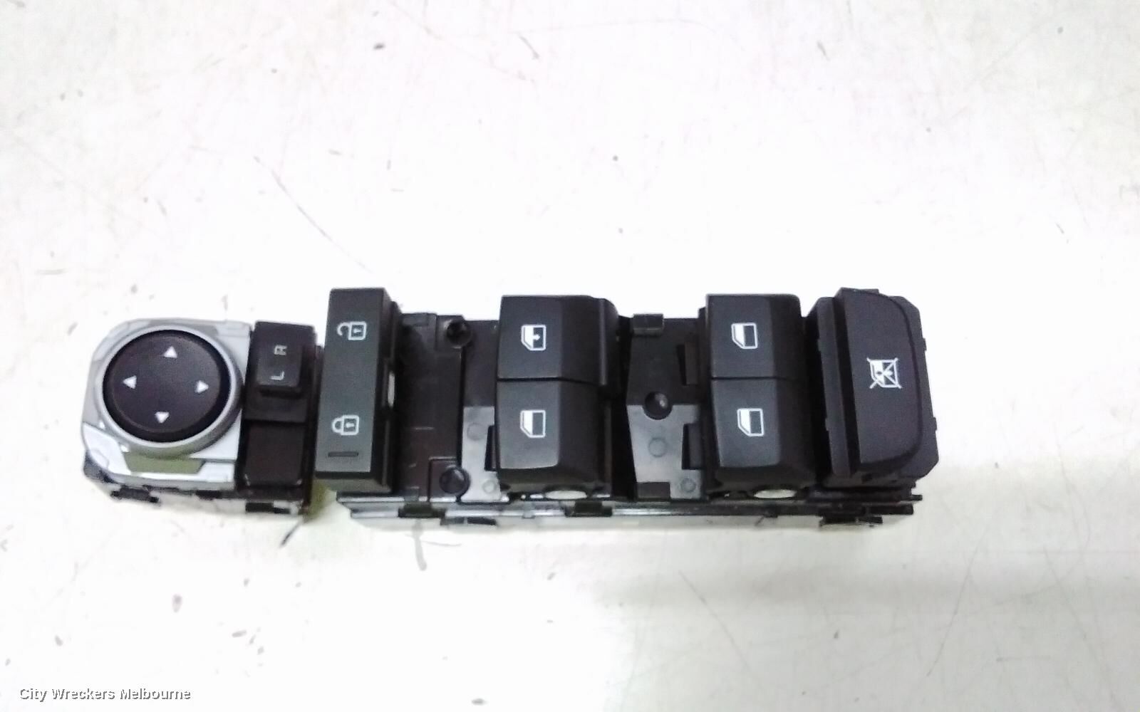 KIA CERATO 2021 Pwr Dr Wind Switch
