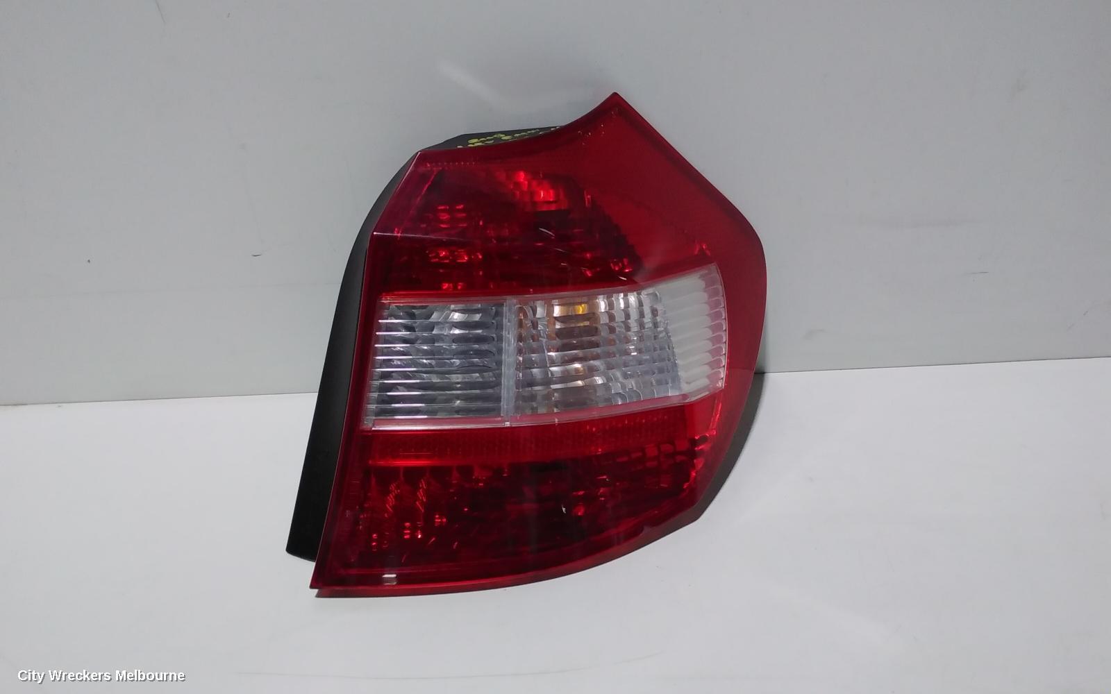 BMW 1 SERIES 2005 Right Taillight