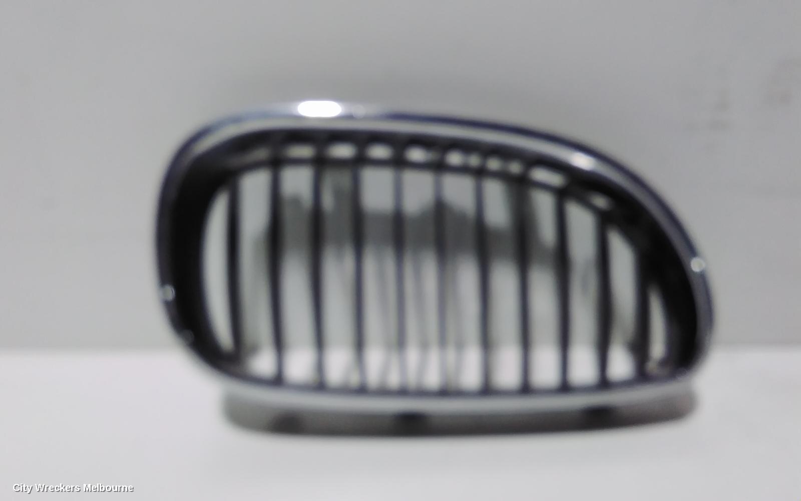 BMW 5 SERIES 2008 Grille