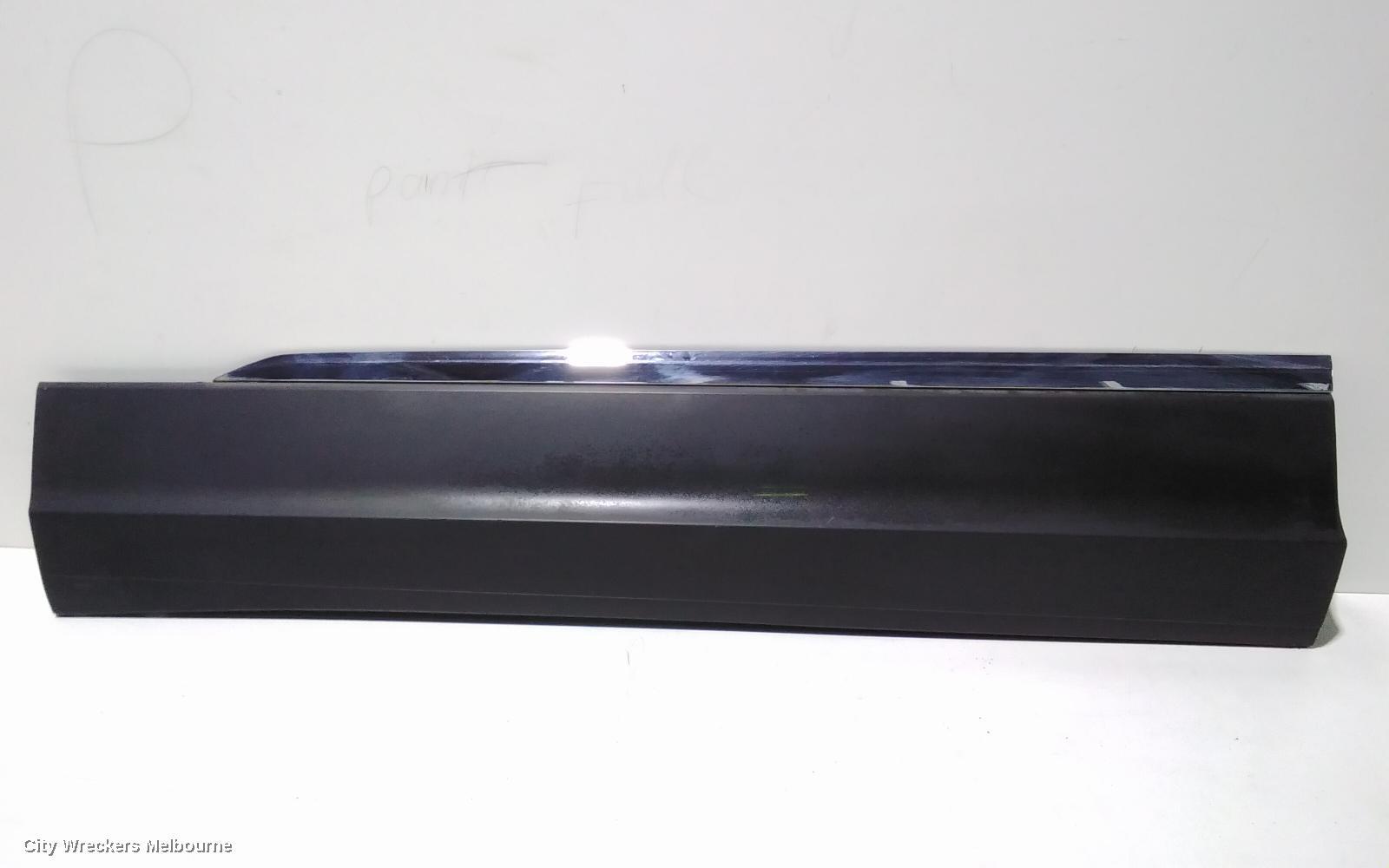 VOLKSWAGEN TIGUAN 2019 Body/Door Mould