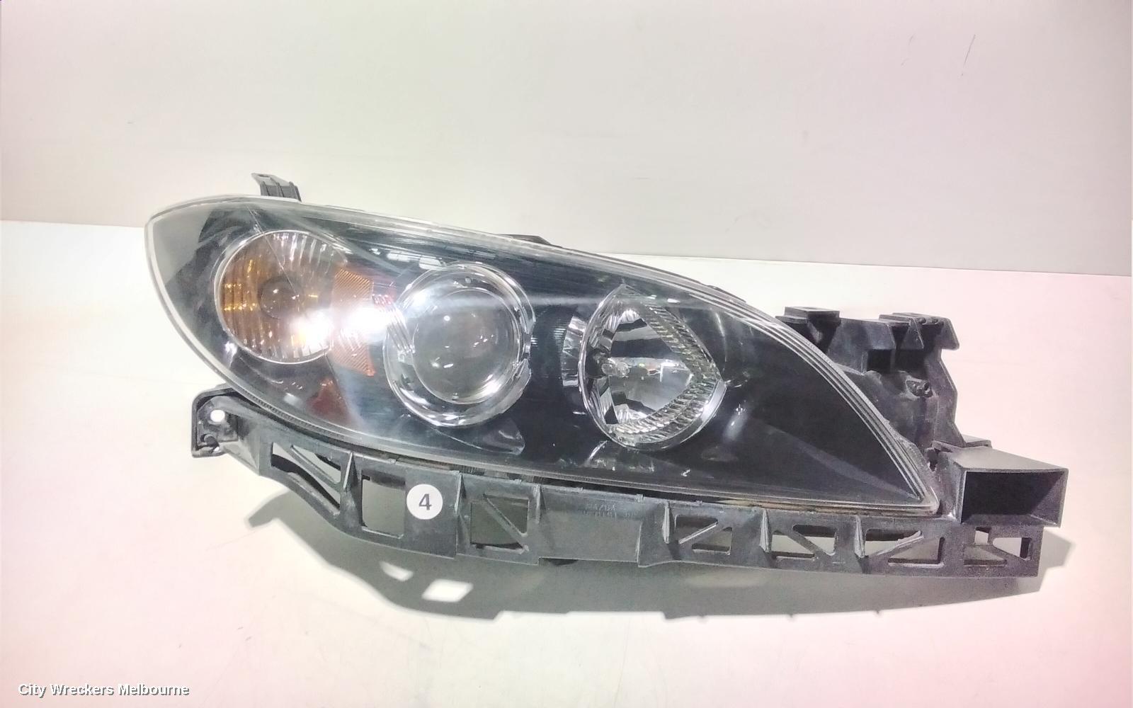 MAZDA 3 2004 Right Headlamp