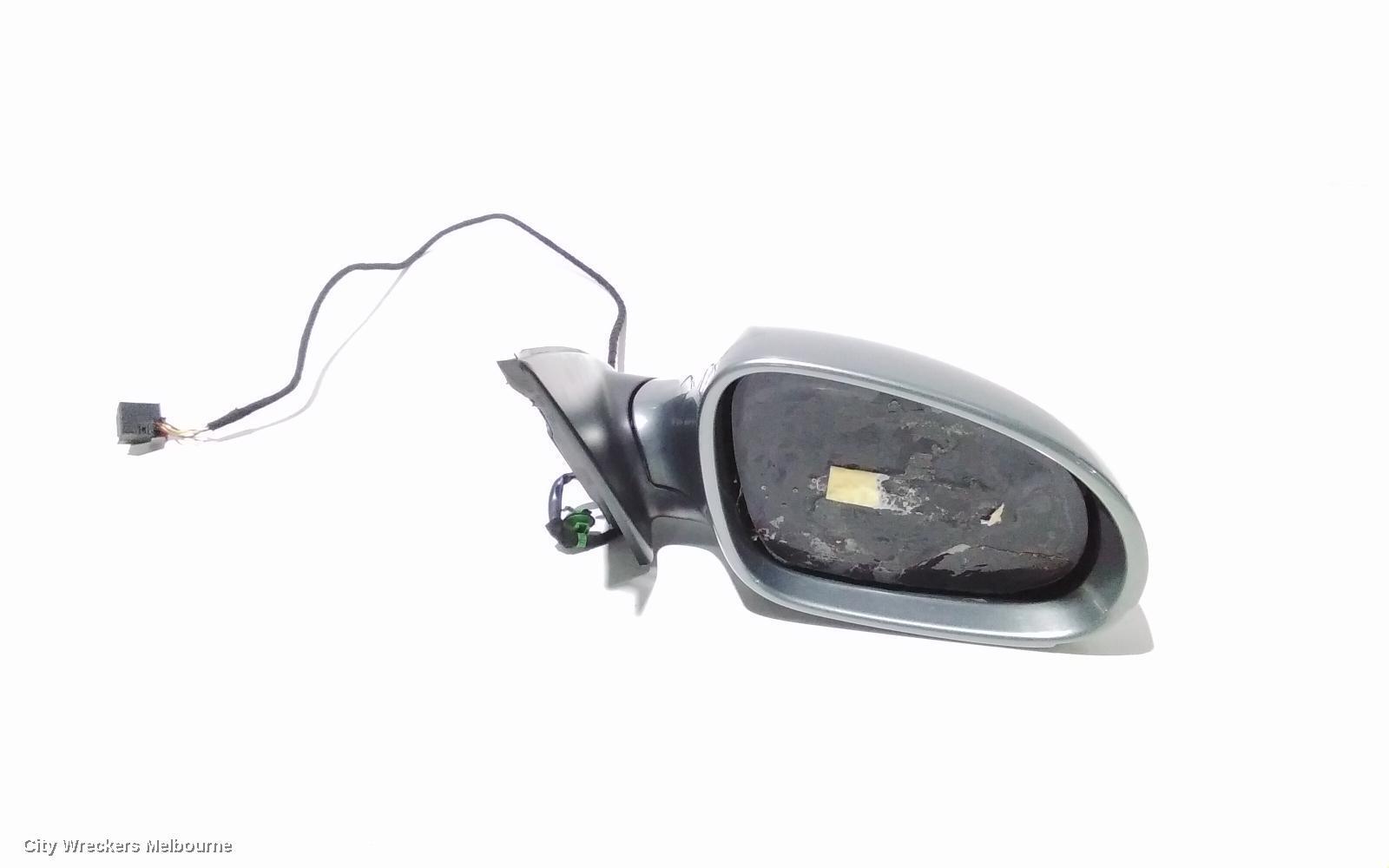 VOLKSWAGEN PASSAT 2008 Right Door Mirror