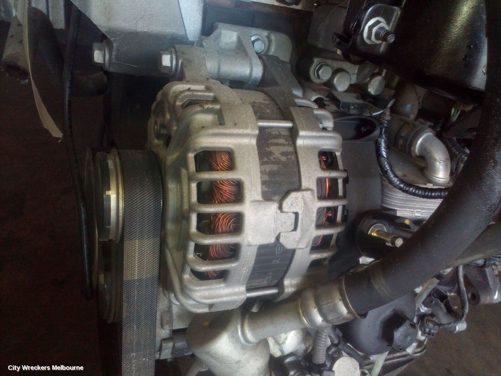 LAND ROVER DISCOVERY SPORT 2016 Alternator