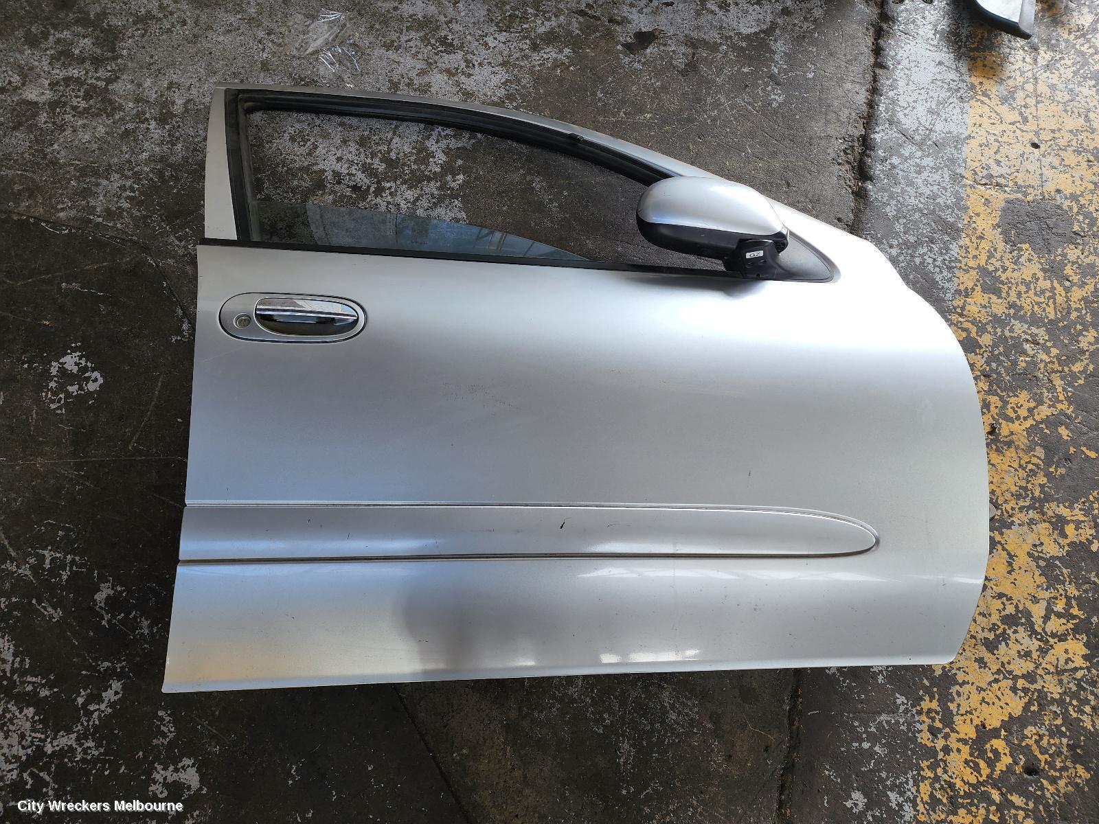 NISSAN PULSAR 2003 Right Front Door