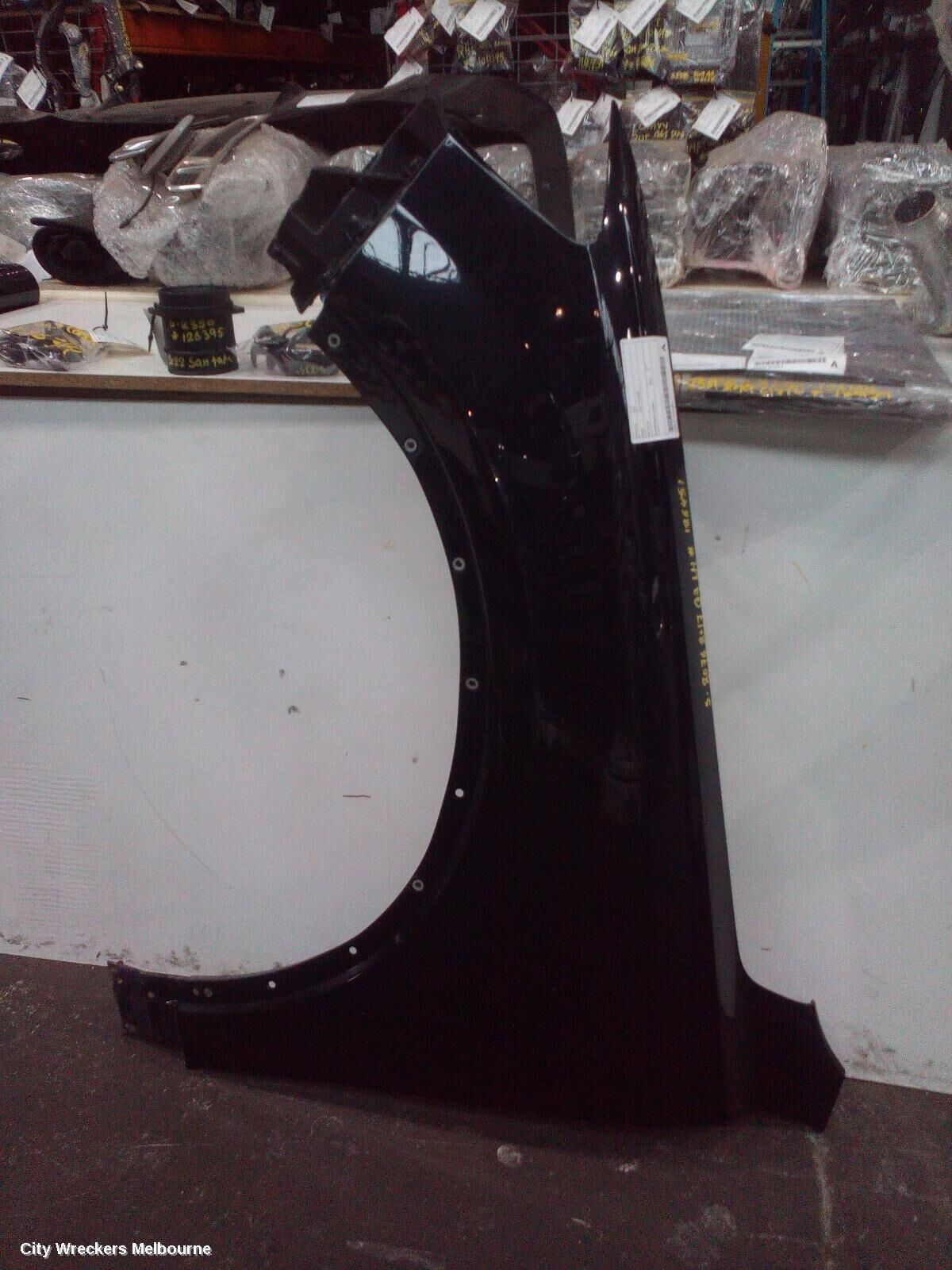 AUDI Q7 2017 Left Guard