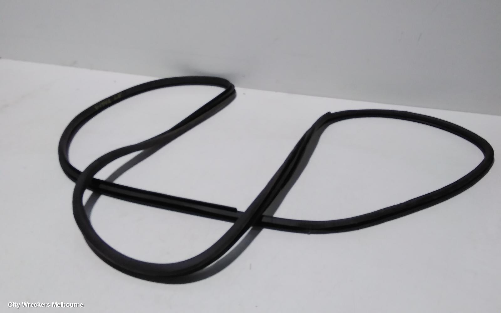 TOYOTA HIACE 2020 Door/Tailgate Seal