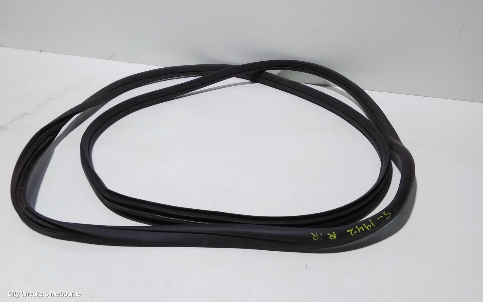 TOYOTA HIACE 2020 Door/Tailgate Seal